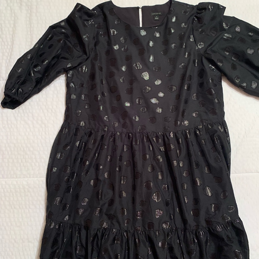 Black dress - Picture 4 of 7